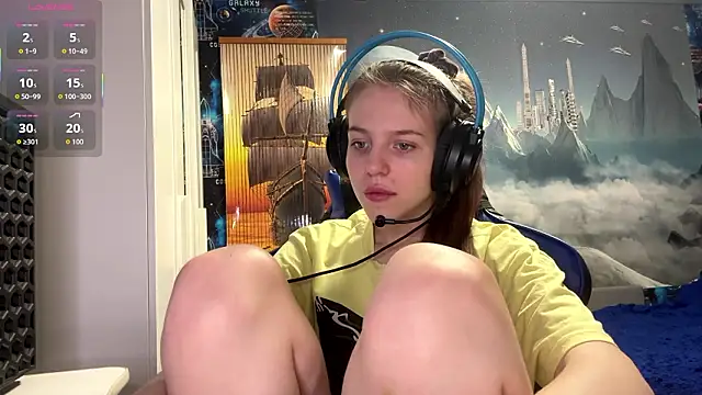 Elira Breeze online show from 16, 3, 2026