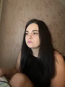 SweetBerryX online show from 18, 11, 2025