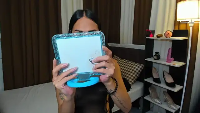 Sedictive Samantha online show from 11, 11, 2025