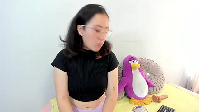 Kitty NaNa online show from 22, 11, 2025