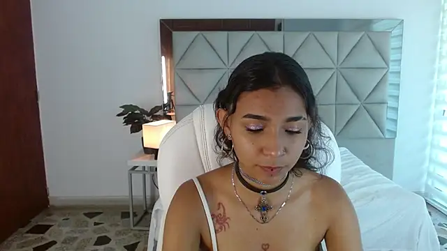 Snapshot of hamber_reyes chatting on 9, 10, 2025 hamber reyes online show from 9, 10, 2025