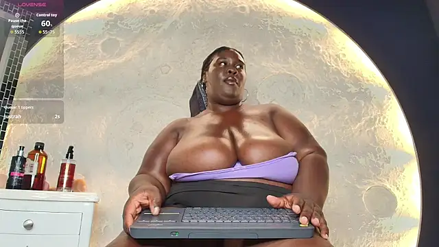 CarolinaGomez  online show from 10, 11, 2025