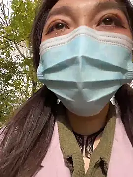 Snapshot of fioralba chatting on 26, 10, 2025 fioralba online show from 26, 10, 2025