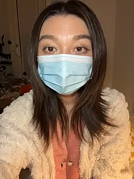 Snapshot of fioralba chatting on 20, 11, 2025 fioralba online show from 20, 11, 2025