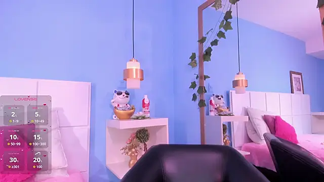 PenelopeBond online show from 17, 10, 2025