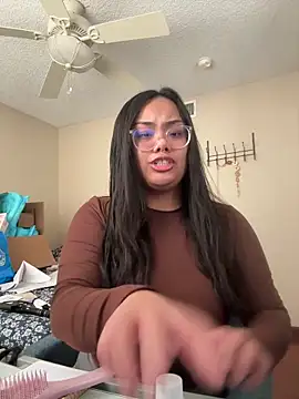 Snapshot of kiaradanielaxx chatting on 10, 2, 2026 kiaradanielaxx online show from 10, 2, 2026