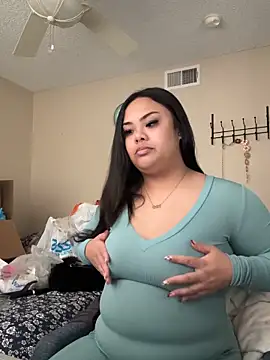 Snapshot of kiaradanielaxx chatting on 13, 2, 2026 kiaradanielaxx online show from 13, 2, 2026