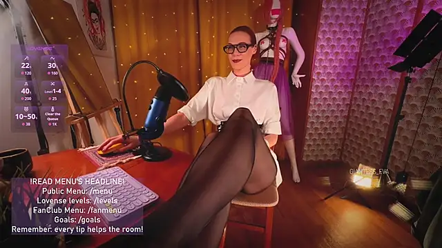 Snapshot of Giantess_Eva chatting on 15, 5, 2026 Giantess Eva online show from 15, 5, 2026