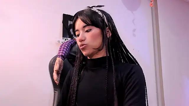 Rouse Monroe online show from 21, 10, 2025