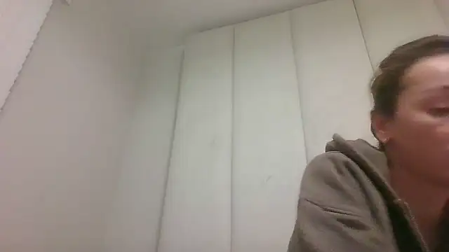 Snapshot of Scotishminx25 chatting on 24, 9, 2025 Scotishminx25 online show from 24, 9, 2025