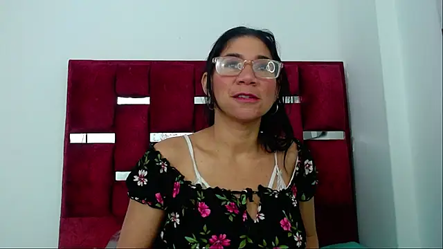 Snapshot of PamelaCruzThxl chatting on 2, 10, 2025 PamelaCruzThxl online show from 2, 10, 2025