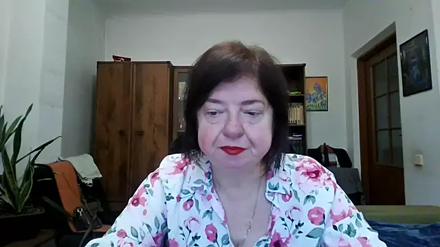 Snapshot of Violet_Pulse chatting on 24, 2, 2026 Violet Pulse online show from 24, 2, 2026