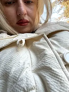 RonnieKiss online show from 8, 10, 2025