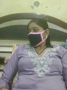 Snapshot of Cute-Charvii chatting on 11, 11, 2025 Cute-Charvii online show from 11, 11, 2025