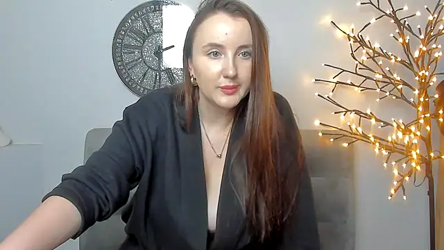 LilaWinks online show from 17, 12, 2025