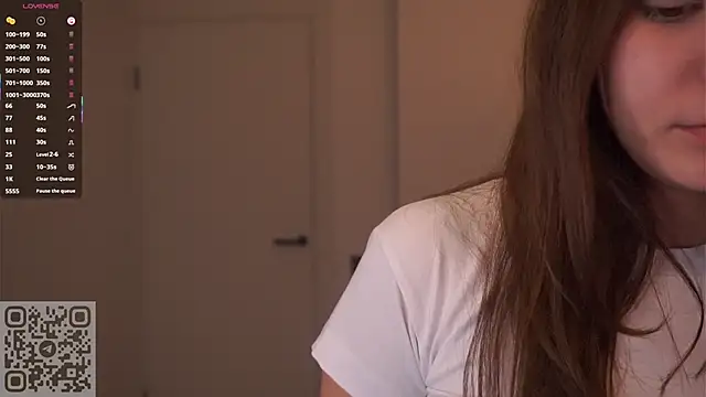 Snapshot of AdrianaCoenen chatting on 13, 10, 2025 AdrianaCoenen online show from 13, 10, 2025