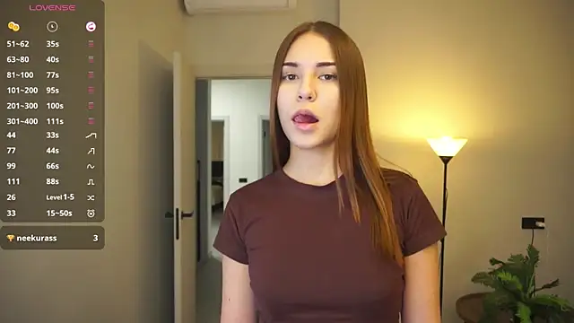 Snapshot of AdrianaCoenen chatting on 18, 11, 2025 AdrianaCoenen online show from 18, 11, 2025