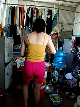 Snapshot of Minssara20 chatting on 30, 9, 2025 Minssara20 online show from 30, 9, 2025