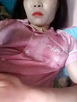 Snapshot of Minssara20 chatting on 6, 10, 2025 Minssara20 online show from 6, 10, 2025