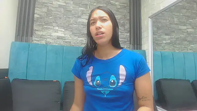 Lil Rose2006 online show from 3, 11, 2025