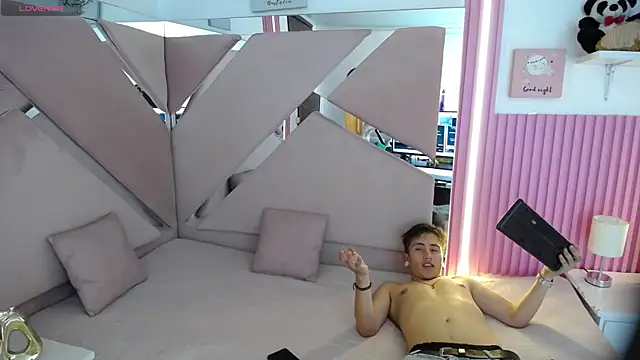 oblivionlove online show from 28, 2, 2026