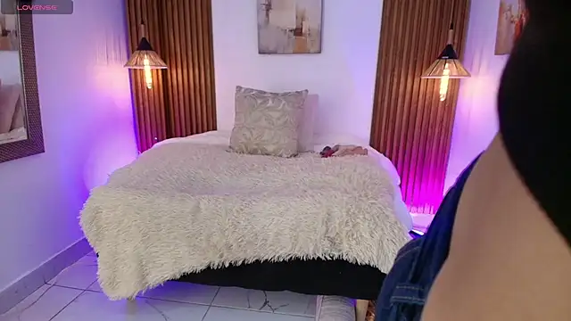 EvaGoddess  online show from 13, 4, 2026