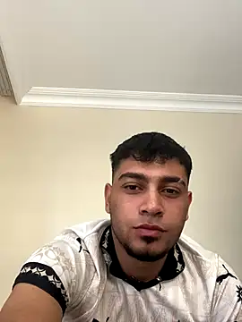 Snapshot of astoperaa chatting on 20, 9, 2025 astoperaa online show from 20, 9, 2025