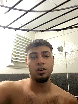 Snapshot of astoperaa chatting on 1, 10, 2025 astoperaa online show from 1, 10, 2025