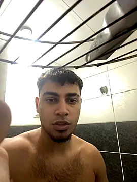 Snapshot of astoperaa chatting on 3, 10, 2025 astoperaa online show from 3, 10, 2025