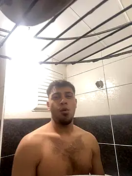 Snapshot of astoperaa chatting on 7, 10, 2025 astoperaa online show from 7, 10, 2025