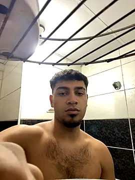 Snapshot of astoperaa chatting on 15, 10, 2025 astoperaa online show from 15, 10, 2025