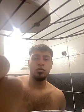 Snapshot of astoperaa chatting on 17, 10, 2025 astoperaa online show from 17, 10, 2025