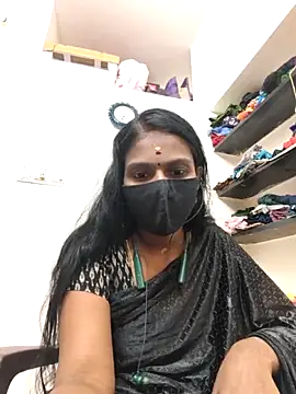 Snapshot of Tamil_Yalini12 chatting on 9, 6, 2026 Tamil Yalini12 online show from 9, 6, 2026