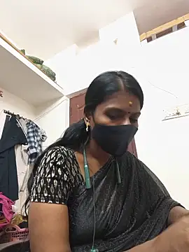 Snapshot of Tamil_Yalini12 chatting on 10, 6, 2026 Tamil Yalini12 online show from 10, 6, 2026