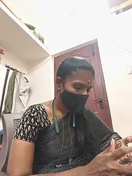 Snapshot of Tamil_Yalini12 chatting on 10, 6, 2026 Tamil Yalini12 online show from 10, 6, 2026