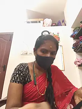Snapshot of Tamil_Yalini12 chatting on 13, 6, 2026 Tamil Yalini12 online show from 13, 6, 2026