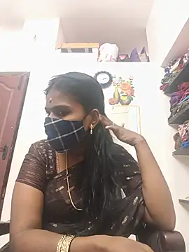 Snapshot of Tamil_Yalini12 chatting on 10, 7, 2026 Tamil Yalini12 online show from 10, 7, 2026