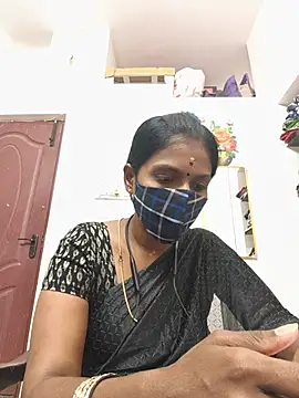 Snapshot of Tamil_Yalini12 chatting on 13, 7, 2026 Tamil Yalini12 online show from 13, 7, 2026