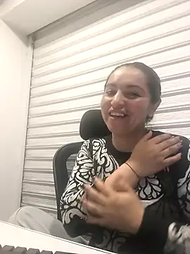 Snapshot of Alisson_Stonee chatting on 1, 2, 2026 Alisson Stonee online show from 1, 2, 2026