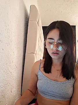 Akane24 online show from 7, 10, 2025