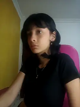 xoxo milk online show from 20, 10, 2025