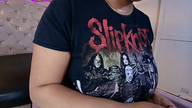 TahiyaMuley  online show from 13, 11, 2025