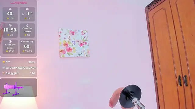 Snapshot of mia_celezte chatting on 2, 11, 2025 mia celezte online show from 2, 11, 2025