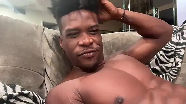 Snapshot of MrDaddyBlackNi9e chatting on 16, 10, 2025 MrDaddyBlackNi9e online show from 16, 10, 2025