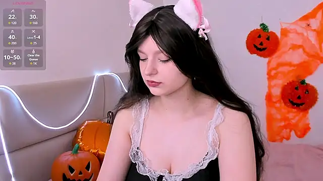 AishaAysitt online show from 2, 11, 2025