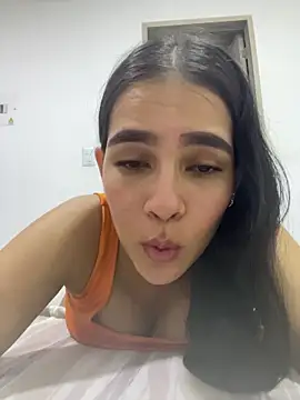 Snapshot of Valery_lux16 chatting on 4, 2, 2026 Valery lux16 online show from 4, 2, 2026