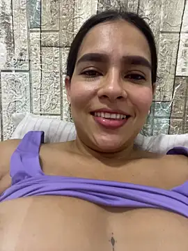 Snapshot of Valery_lux16 chatting on 8, 2, 2026 Valery lux16 online show from 8, 2, 2026