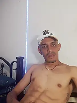 LATINO27CM online show from 1, 11, 2025