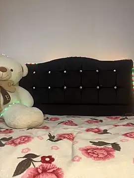 Snapshot of Linda_rouse chatting on 16, 12, 2025 Linda rouse online show from 16, 12, 2025