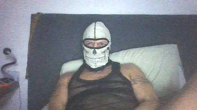 Snapshot of Argo1972 chatting on 18, 11, 2025 Argo1972 online show from 18, 11, 2025